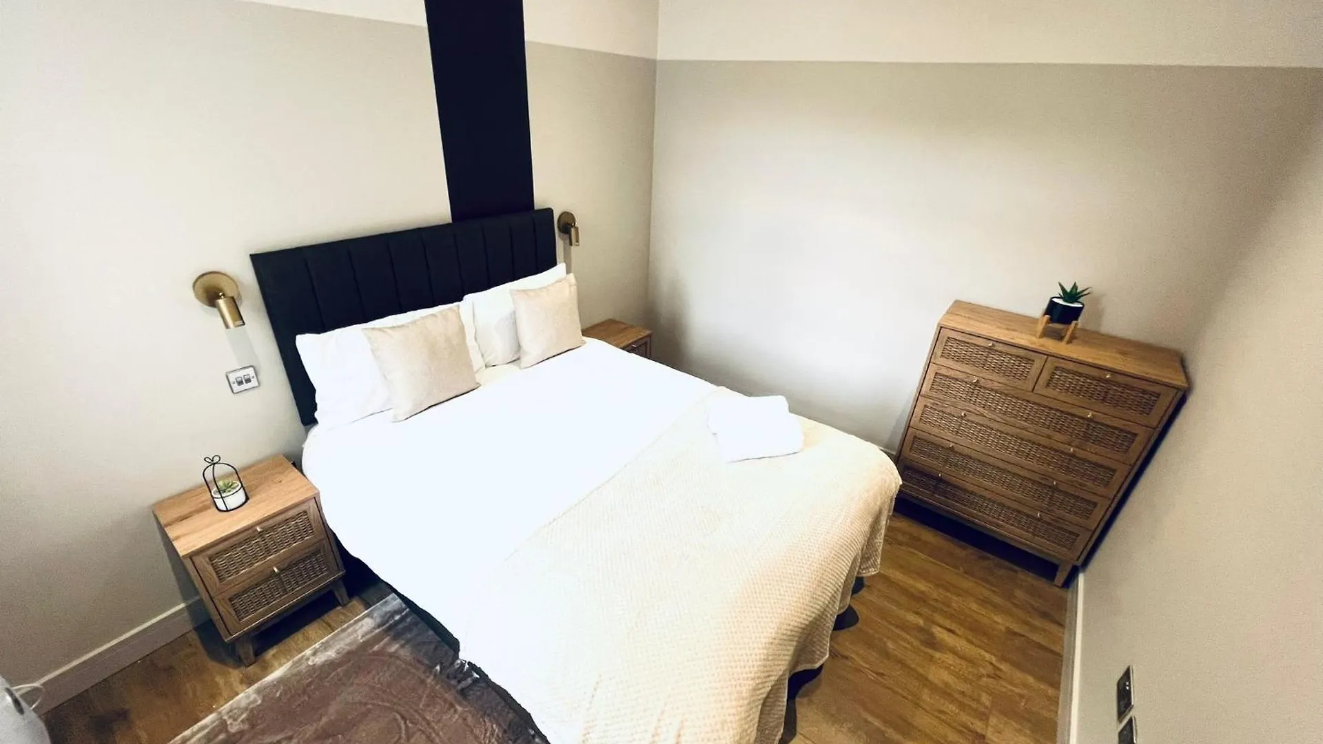 The Trundley'S House - No 91 - Peaceful Downtown Rooms London Apartment